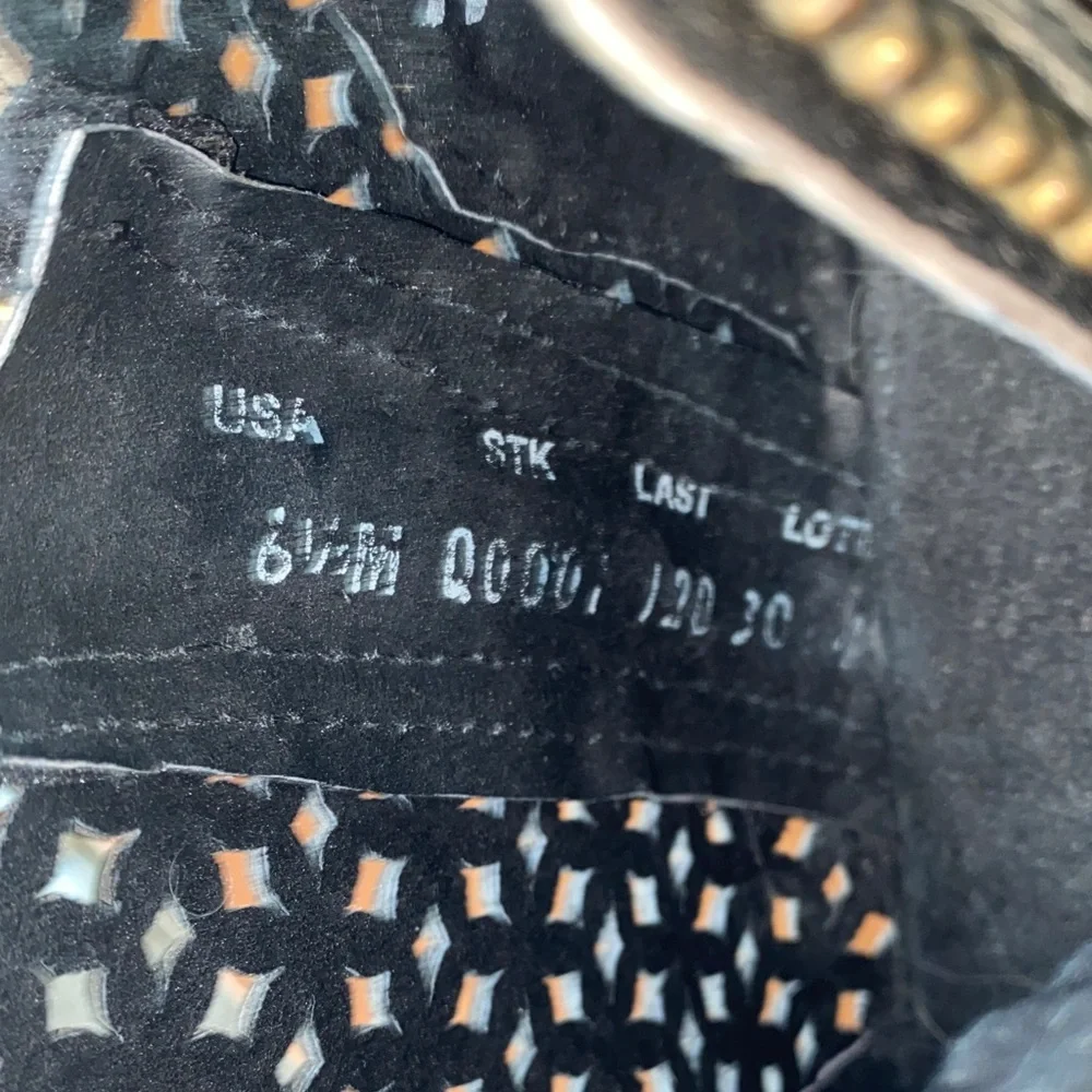 Circle G Distressed Black Woven Cutout Ankle Boots - Picture 3 of 10
